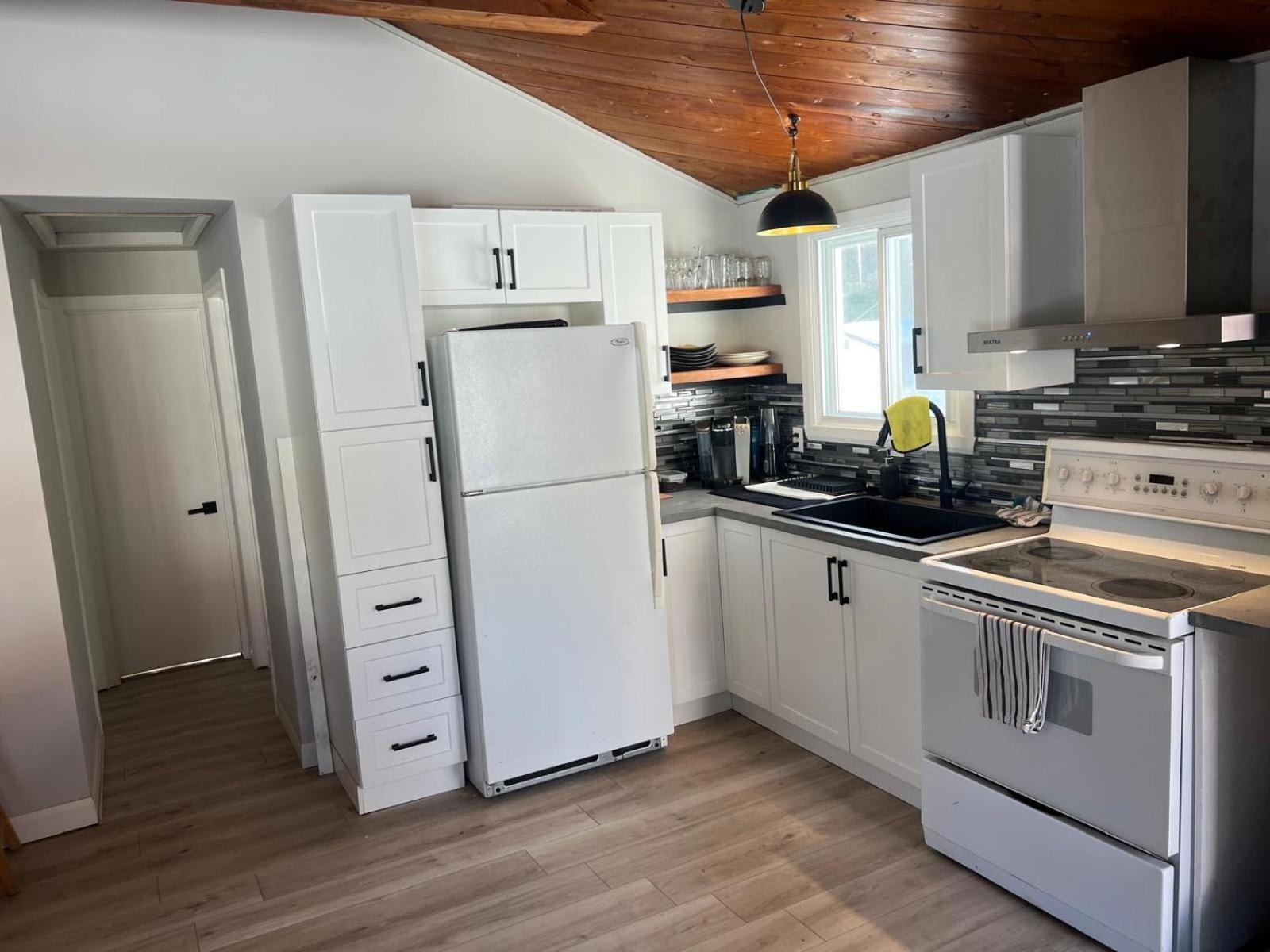 Cozy Chalet Near The Beach Shediac Bagian luar foto